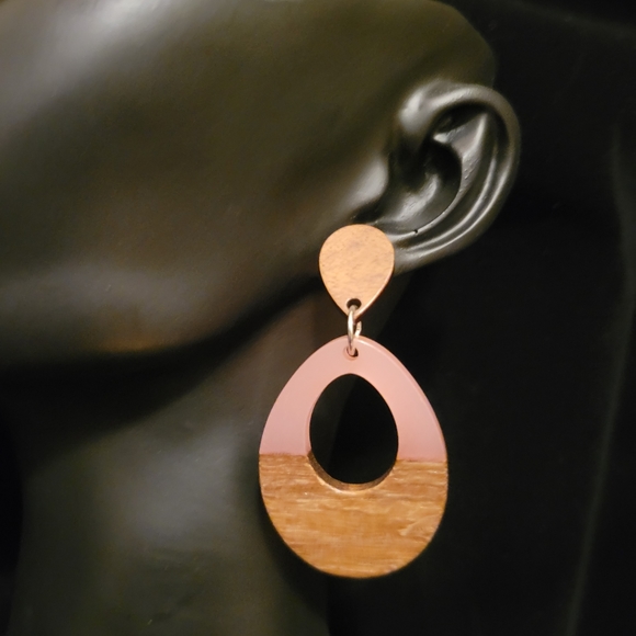 2/$20 Resin & Wood Tear Drop Earrings - Picture 3 of 4